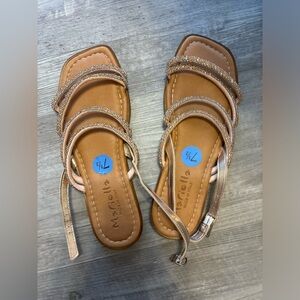 Mariella sandals